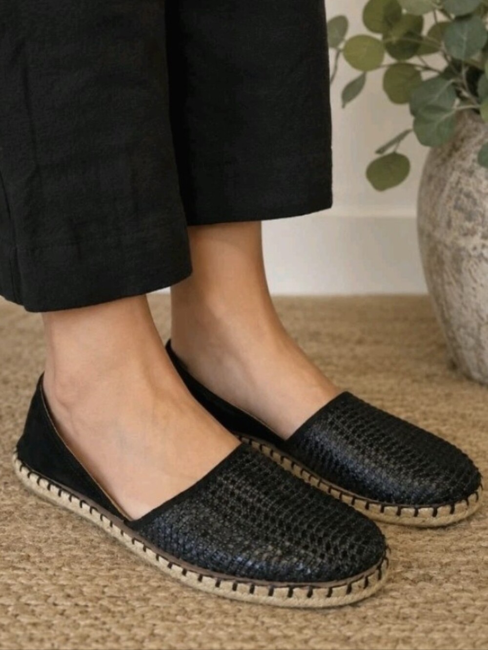 Miz Mooz Cindy Espadrilles Black Woven Leather D'Orsay Flats Women's Sz 10 US